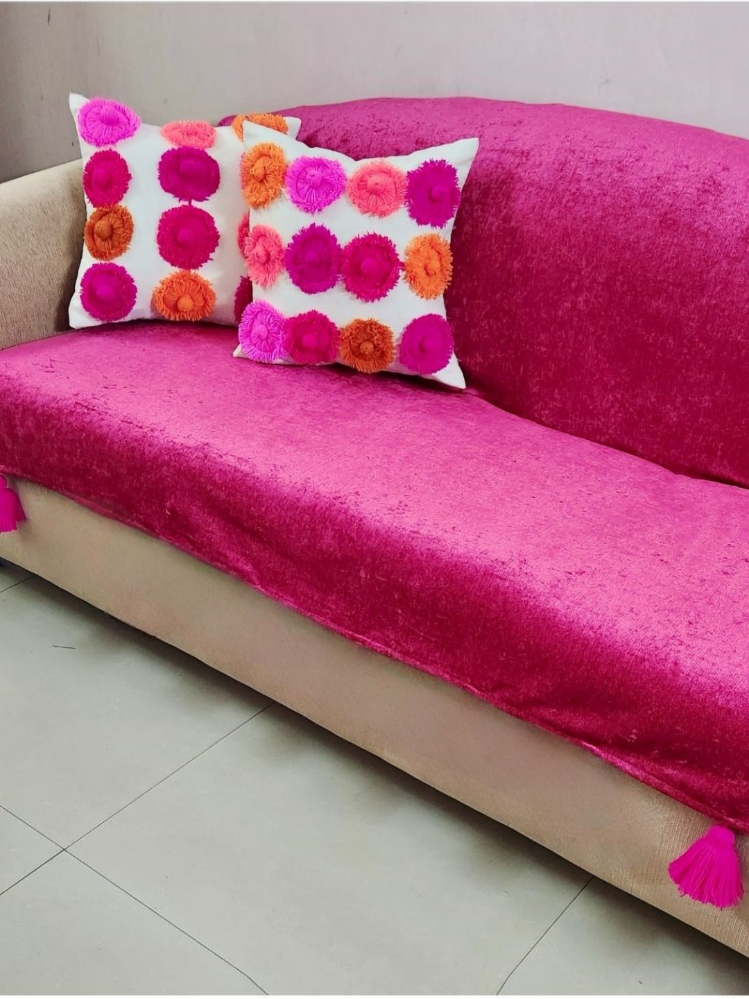 

THROWPILLOW Magenta Solid Sofa Cover