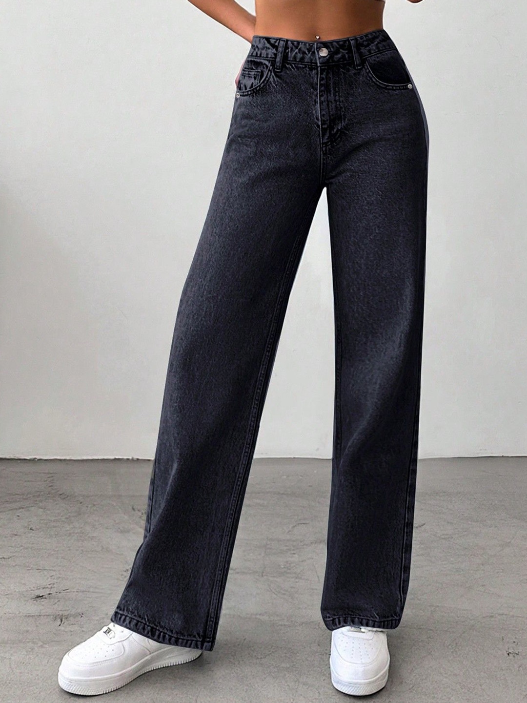 

Glossia Women Comfort Straight Fit High-Rise Light Fade Stretchable Jeans, Black