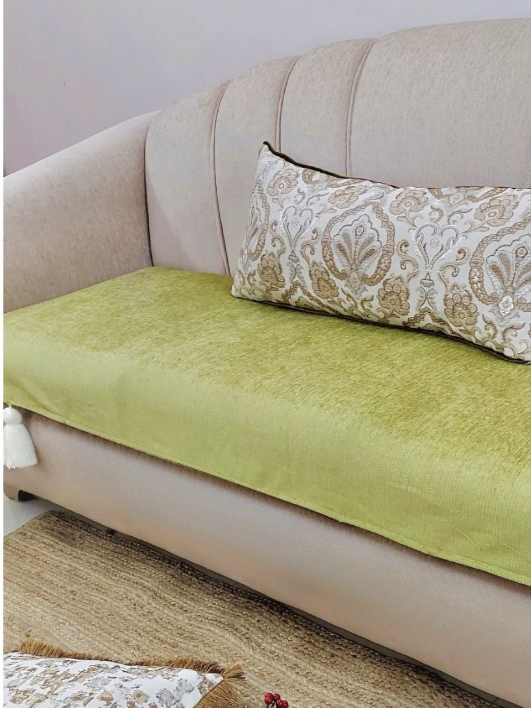 

THROWPILLOW Olive Green & White 2-Seater Sofa Cover With Corner Tassels