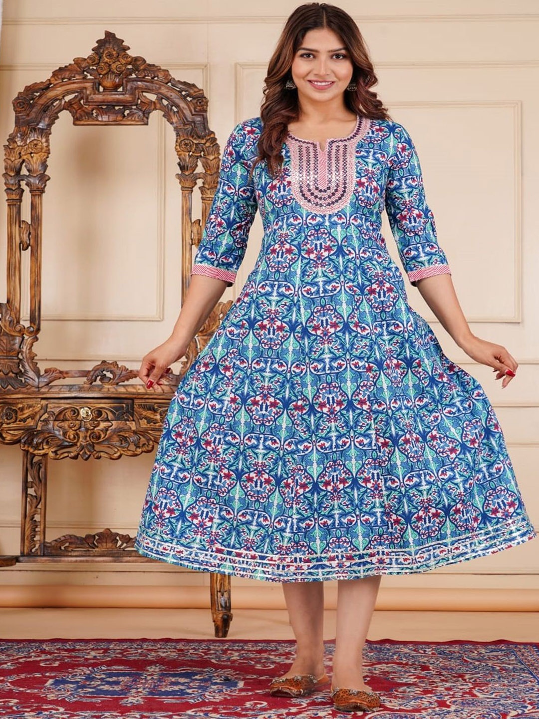 

Divsy Fashion Floral Printed Mirror Work Anarkali Kurta, Blue