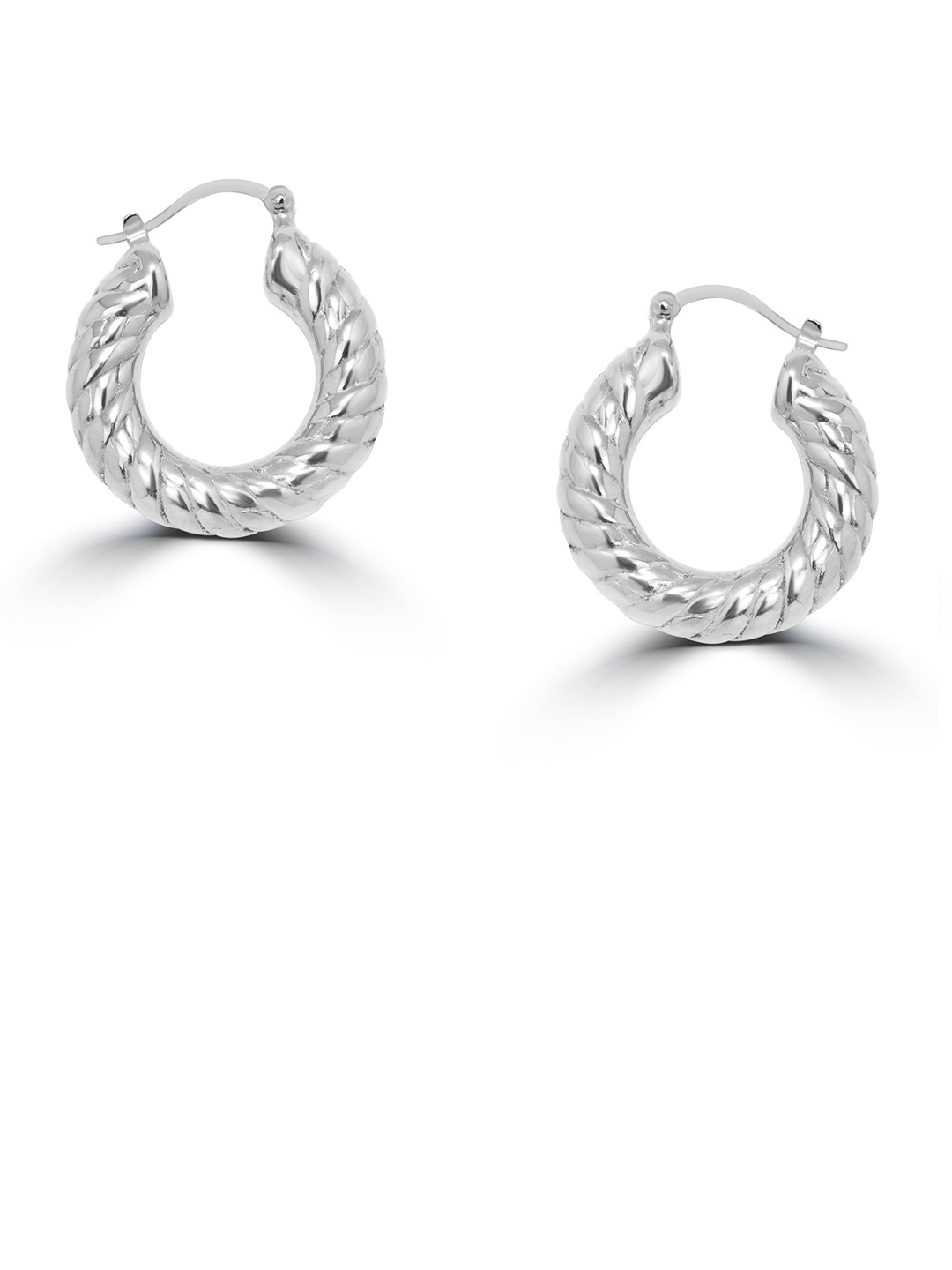 

925 SILLER Contemporary 925 Sterling Silver Circular Shaped Loops
