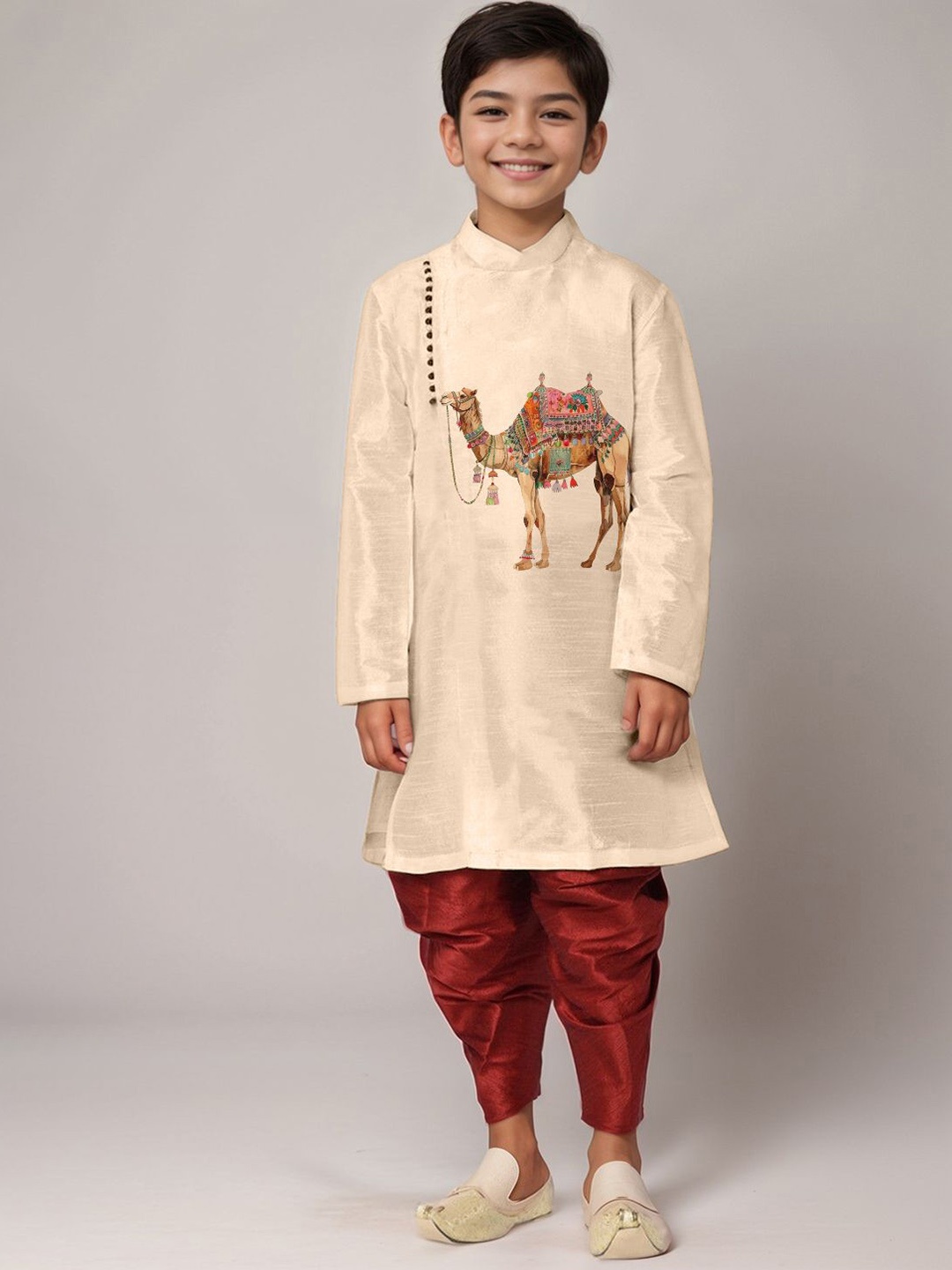 

DEVOILER Boys Ethnic Motifs Printed Round Neck Straight Kurta, Beige