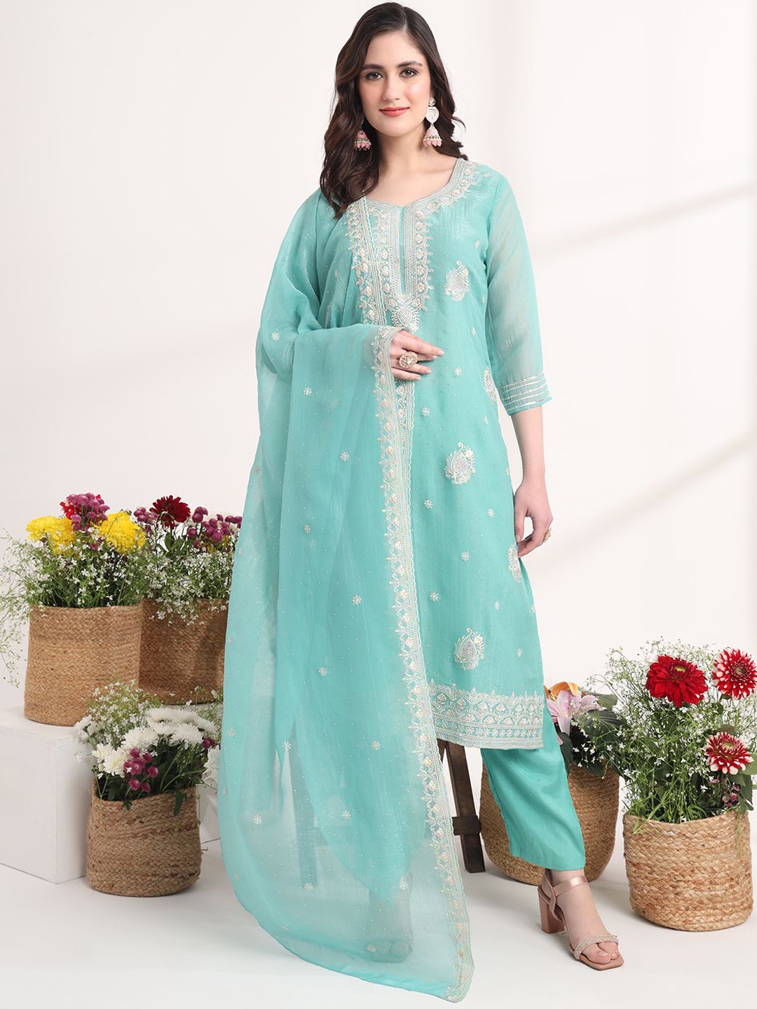

Yufta Ethnic Motifs Embroidered Straight Kurta with Trousers & Dupatta, Teal