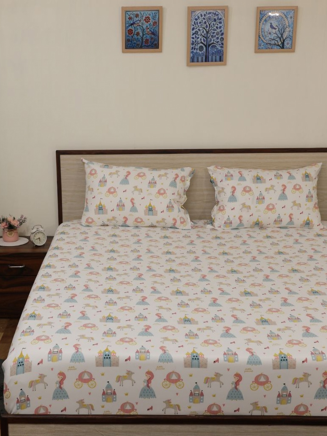 

Bhumi Impex White & Blue Printed Characters 144 TC Single Bedsheet Set