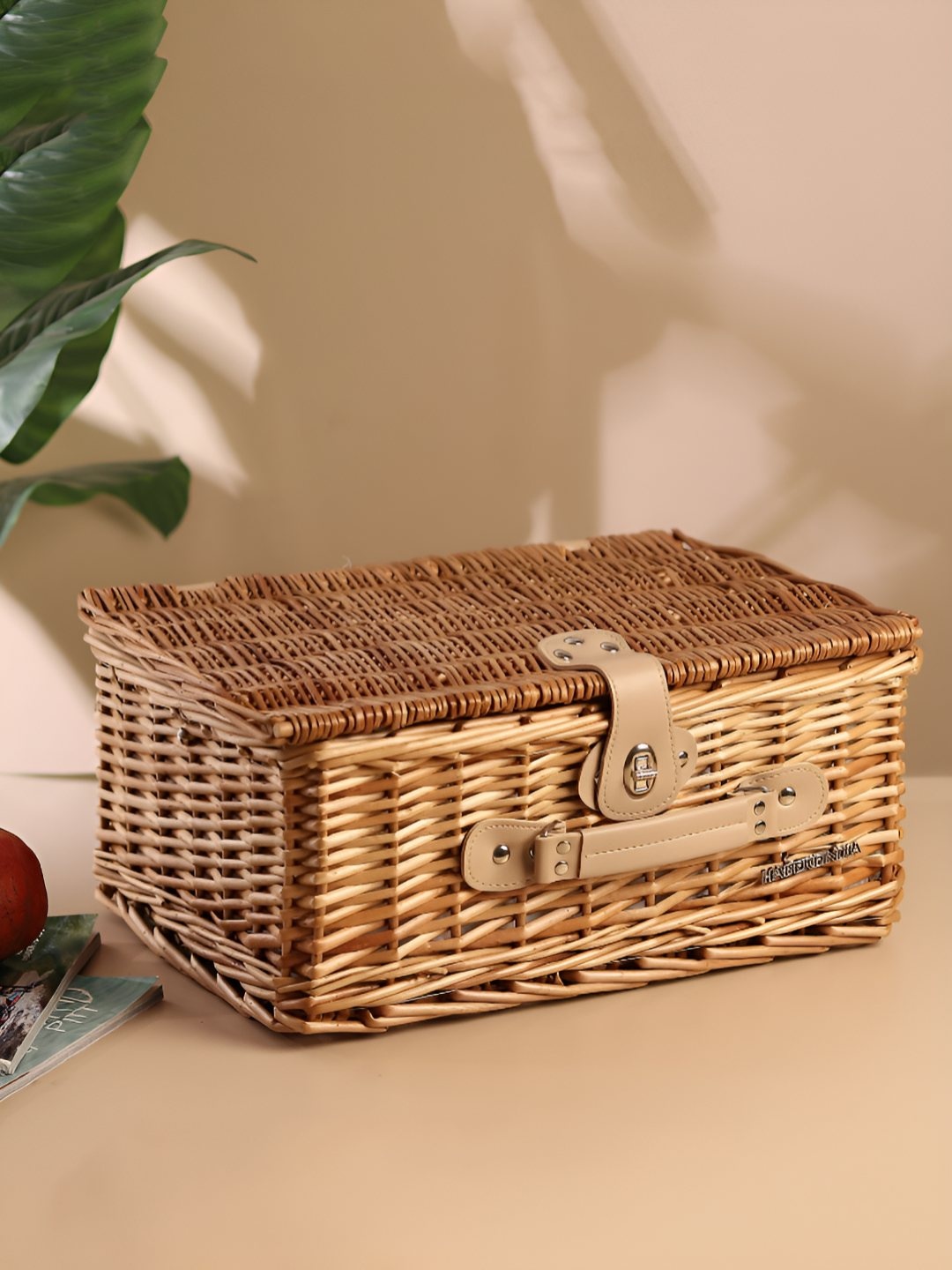 

HABERE INDIA Brown Textured Vintage-Style Organiser