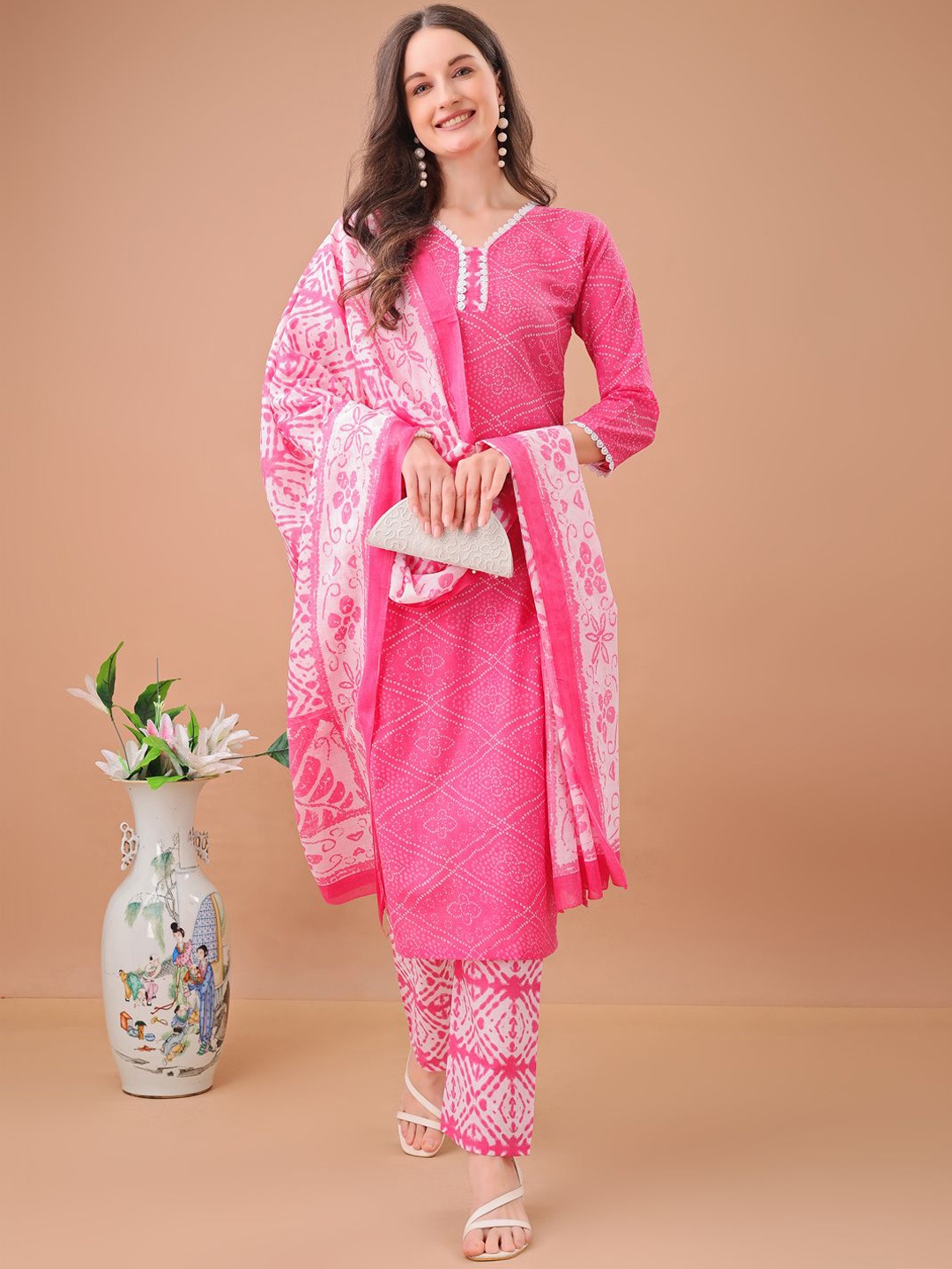 

valdona Bandhani Printed Pure Cotton Straight Kurta With Trousers & Dupatta, Pink