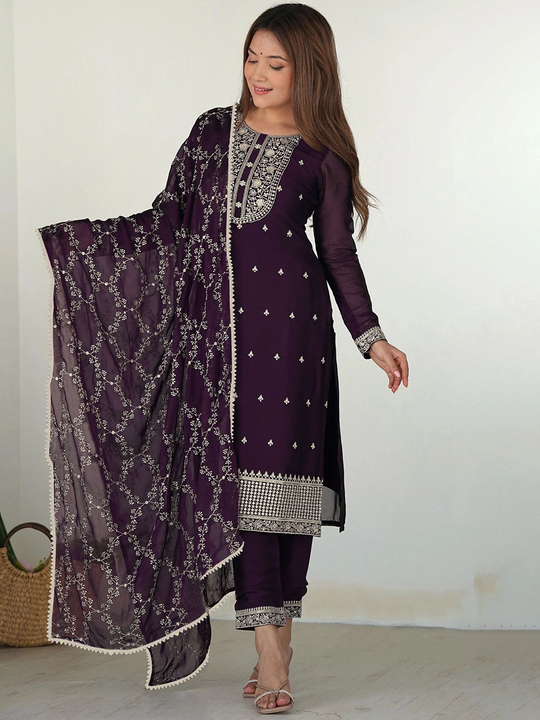 

Kedar Fab Floral Embroidered Roung Neck Georgette Kurta, Purple