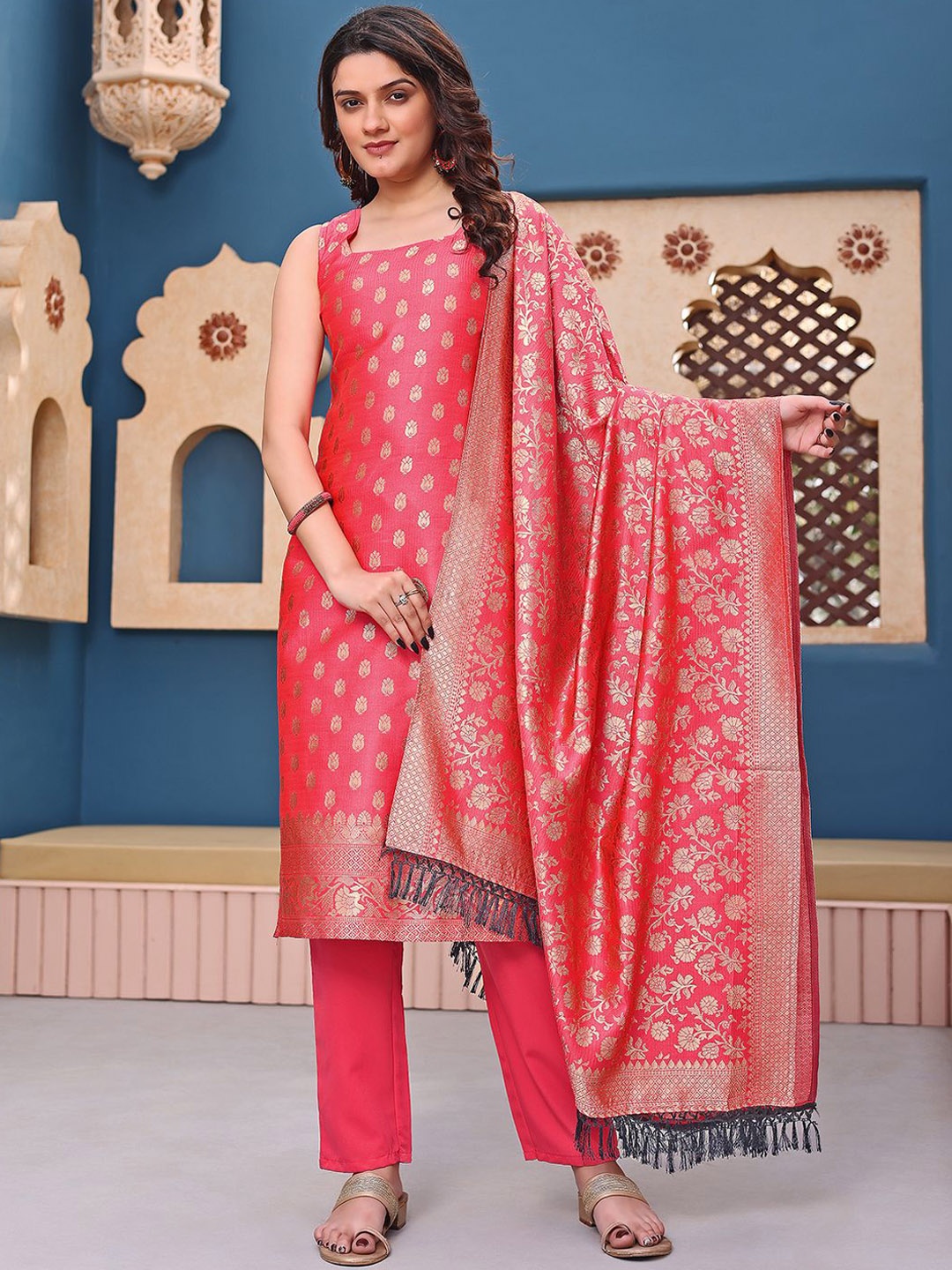 

Kedar Fab Floral Woven Design Square Neck Straight Kurta, Pink
