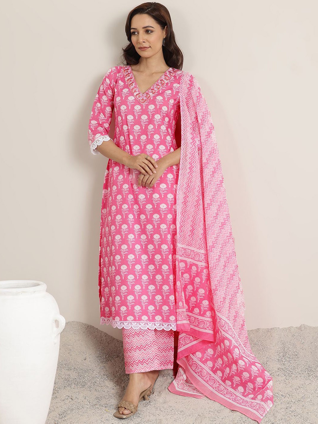 

Libas Pink Floral Printed V-Neck Sequinned Straight Kurta With Trousers & Dupatta