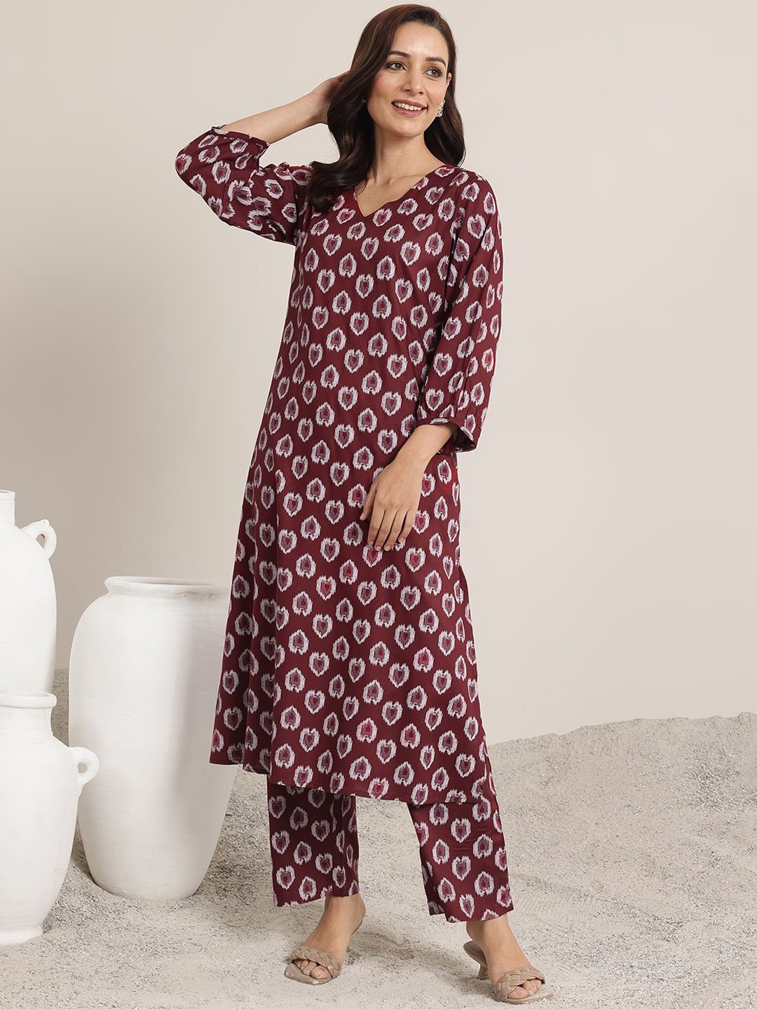 

Libas Maroon Abstract Printed V-Neck Straight Kurta With Trousers