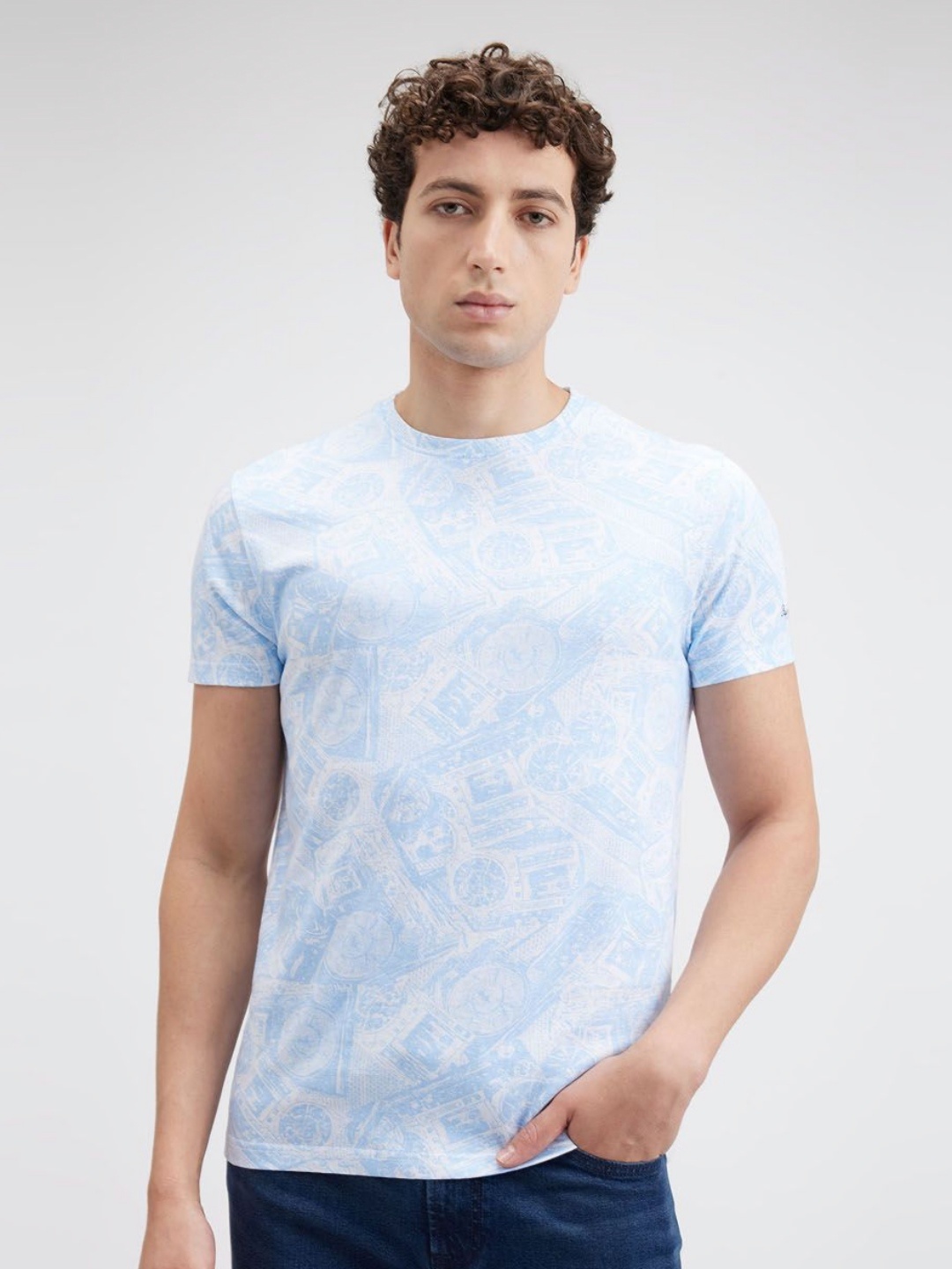 

Pepe Jeans Men Abstract Printed Round Neck Cotton Slim Fit T-shirt, Blue
