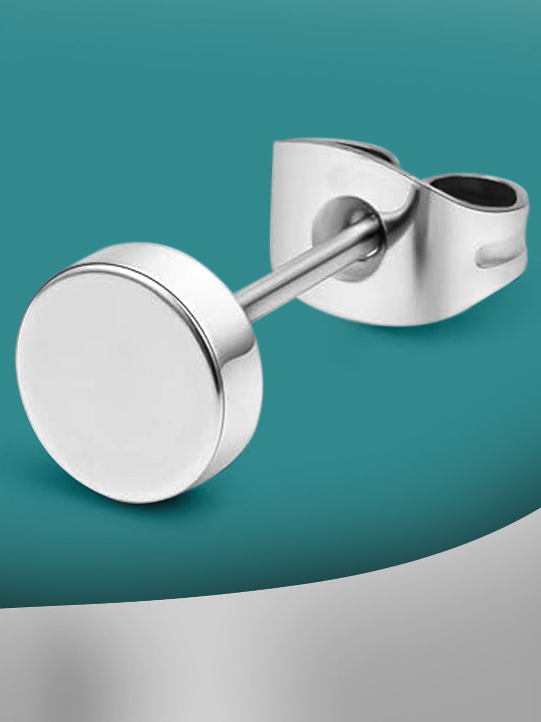 

Peora Silver-Plated Circular Shaped Stud