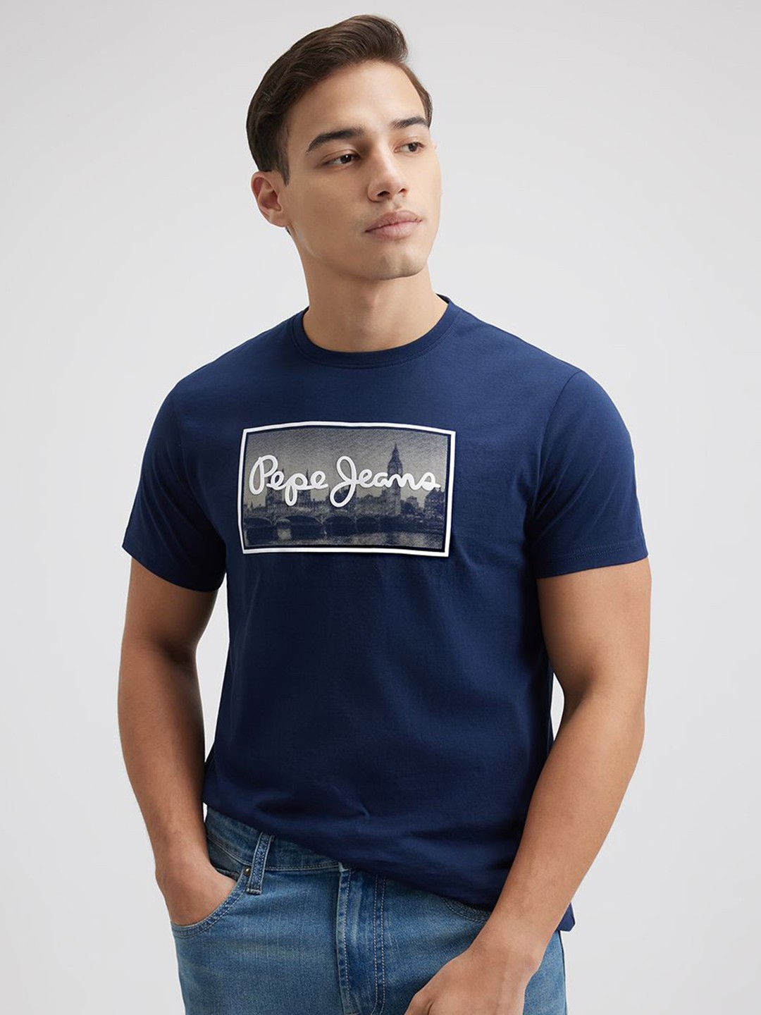 

Pepe Jeans Men Typography Printed Round Neck Cotton Slim Fit T-shirt, Navy blue