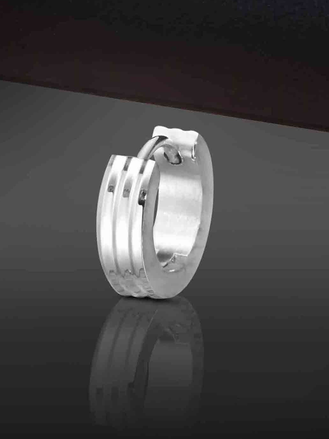 

Peora Stainless Steel Silver Plated Circular Shaped Hoop Earrings