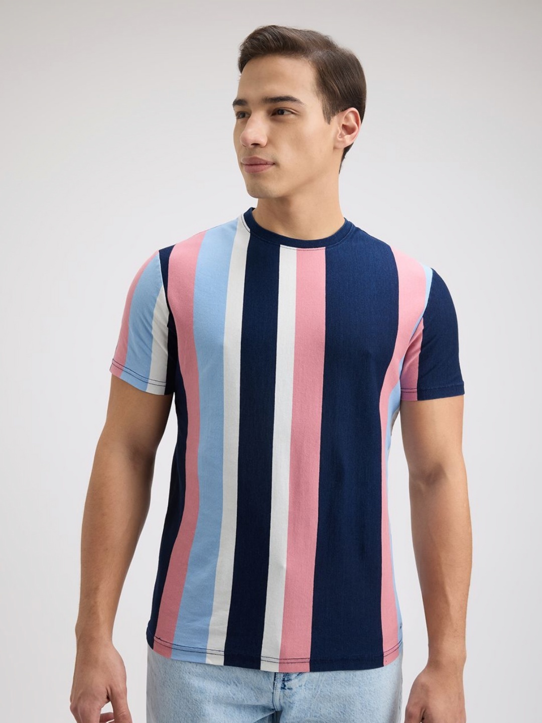 

Pepe Jeans Men Striped Round Neck Cotton Slim Fit T-shirt, Navy blue