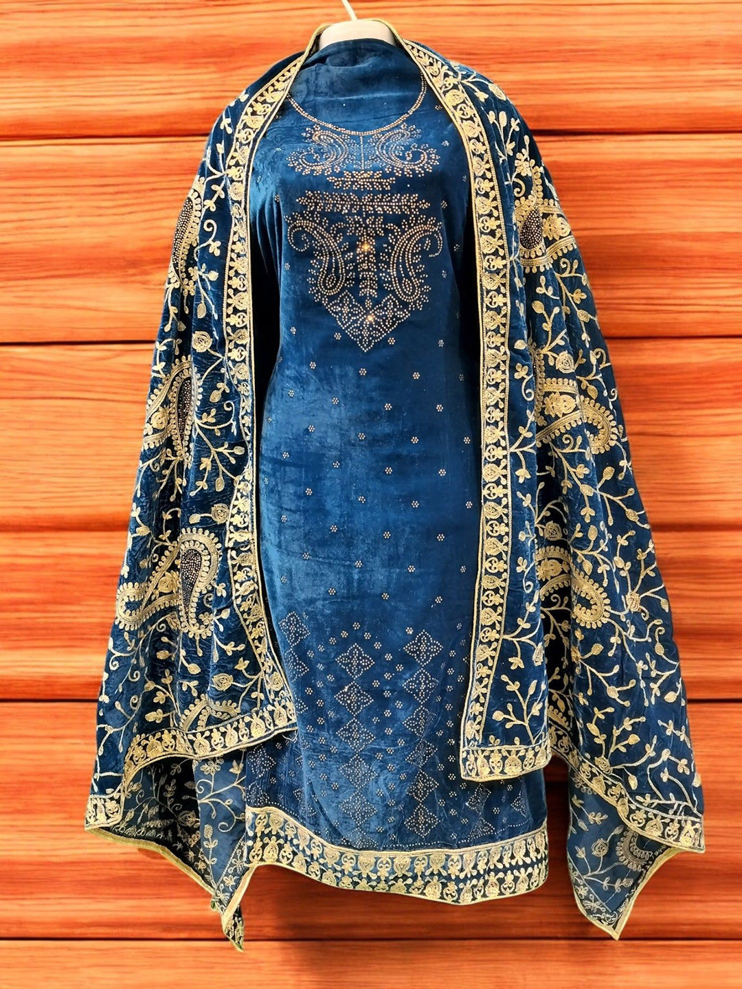 

REET MAHAL Ethnic Motifs Embroidered Beads and Stones Unstitched Dress Material, Blue