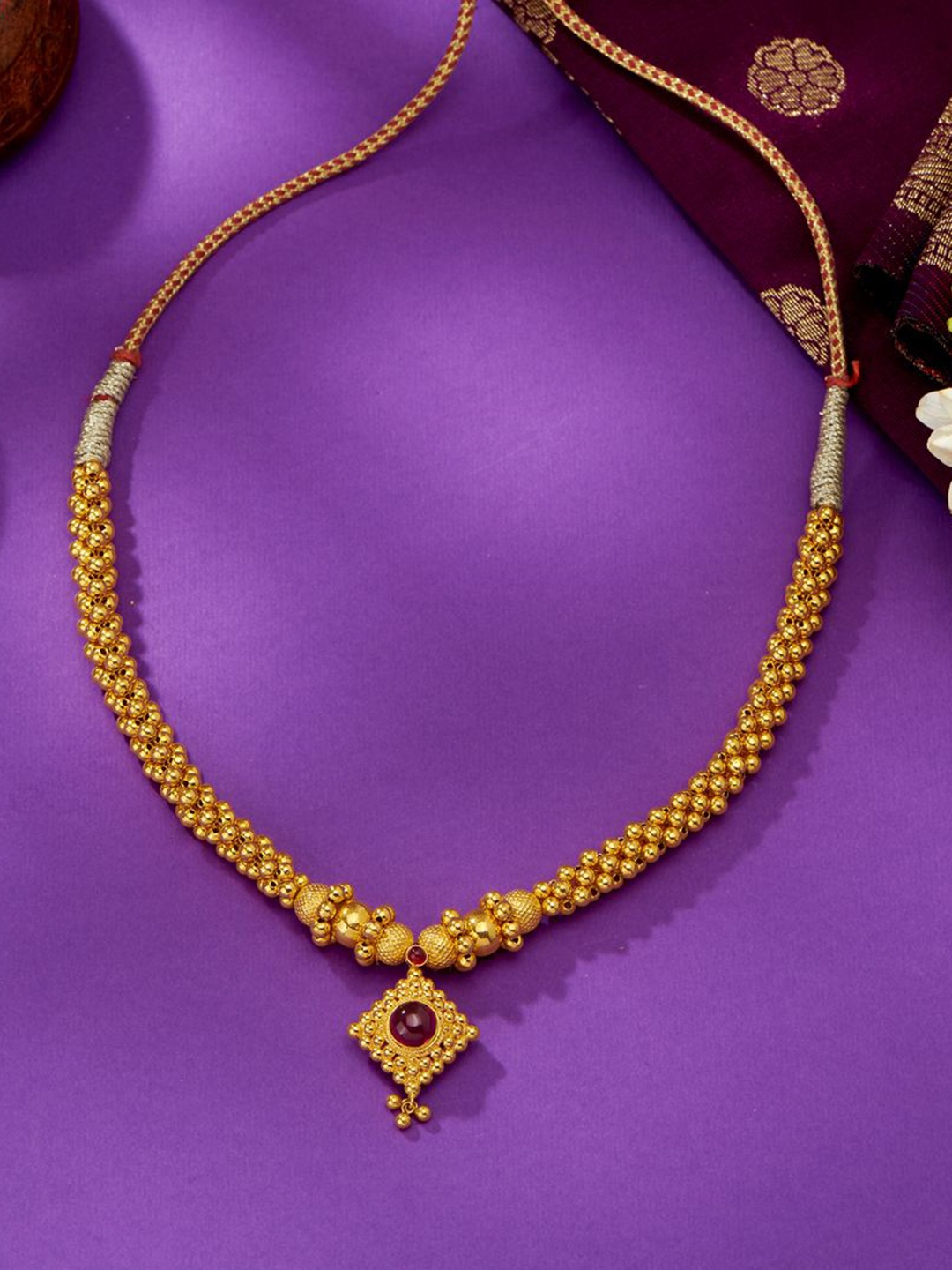 

P N GADGIL JEWELLERS Women Kolhapuri Gold Thushi 5.5gm, Yellow