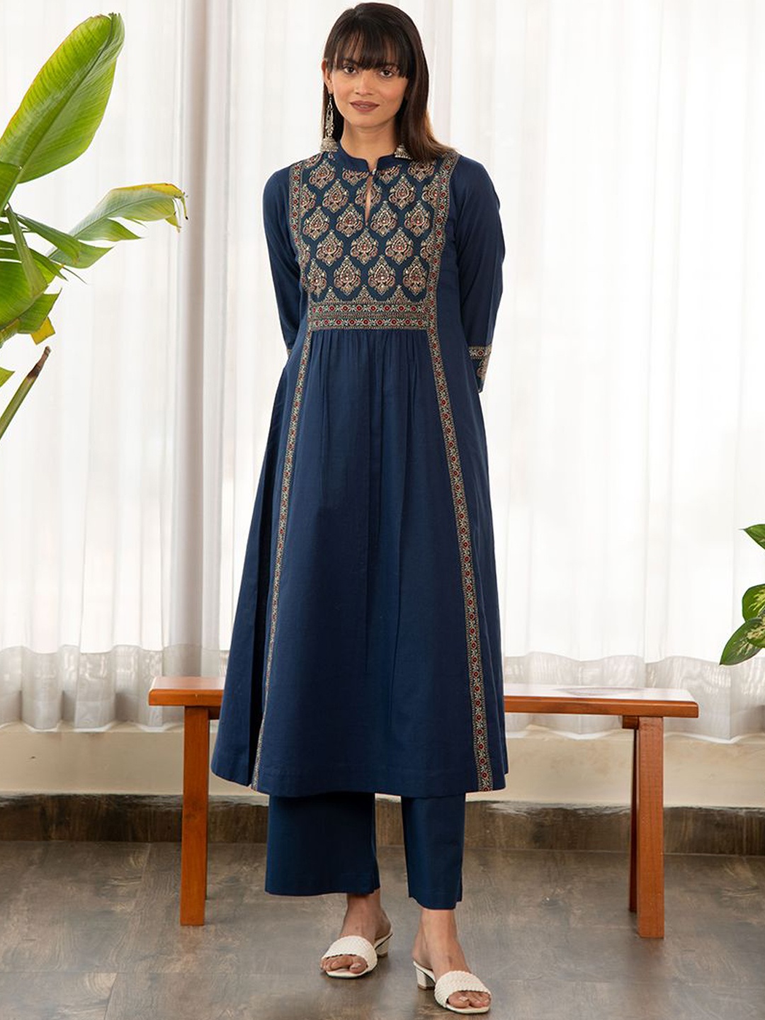 Ekohum Floral Printed Mirror Work Mandarin Collar A-Line Kurta, Blue