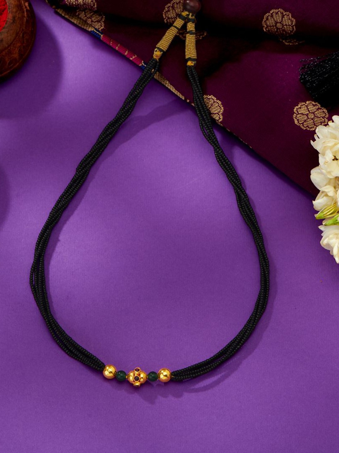 

P N GADGIL JEWELLERS Kolhapuri Gold Choker For Women, Yellow