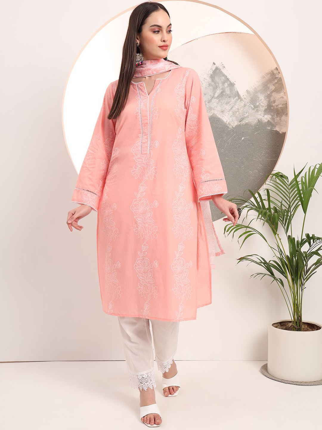 

Yufta Floral Printed Pure Cotton Straight Kurta with Trouser & Dupatta, Pink