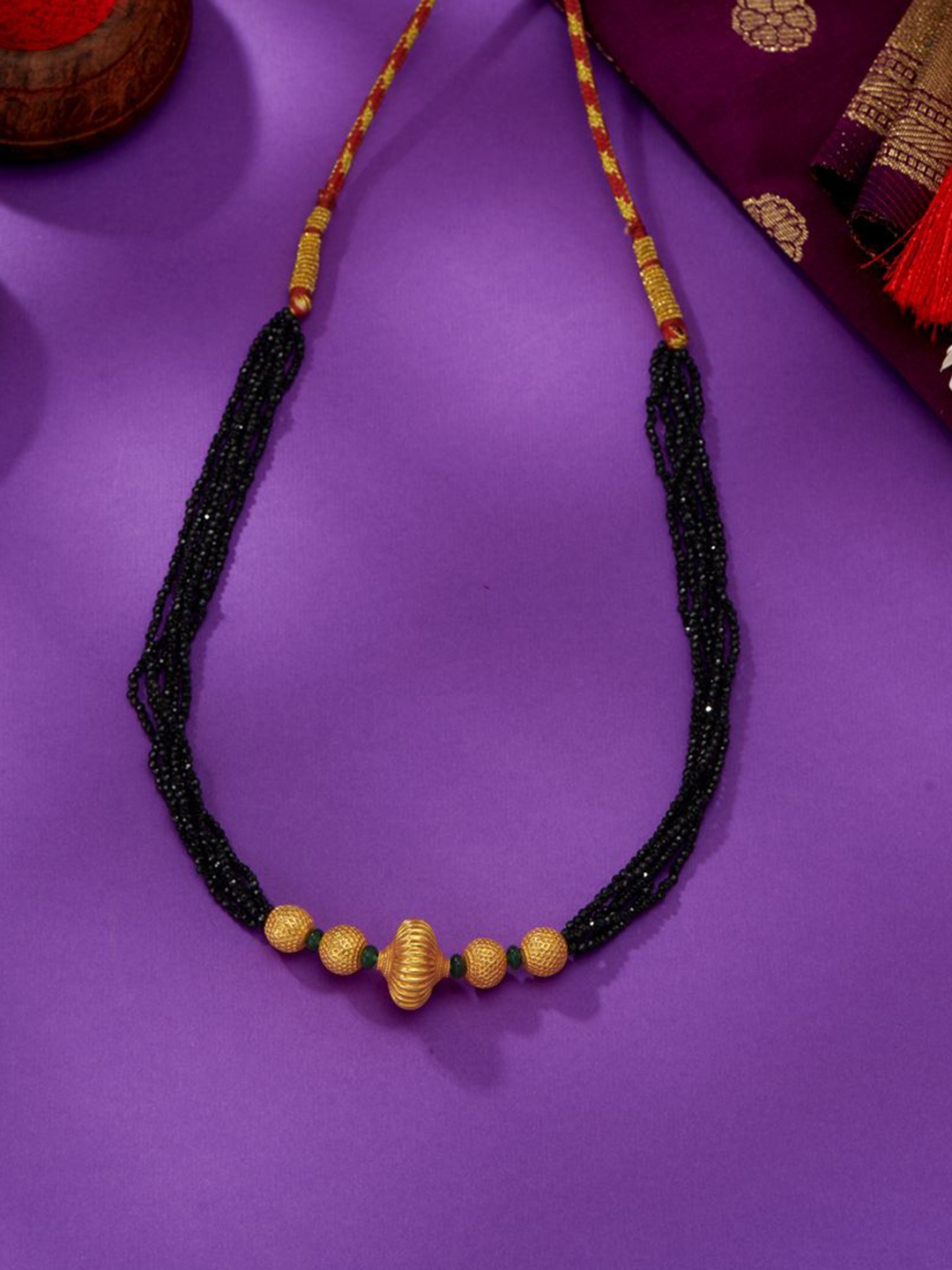 

P N GADGIL JEWELLERS Women Kolhapuri 22 Kt Gold Choker, Black