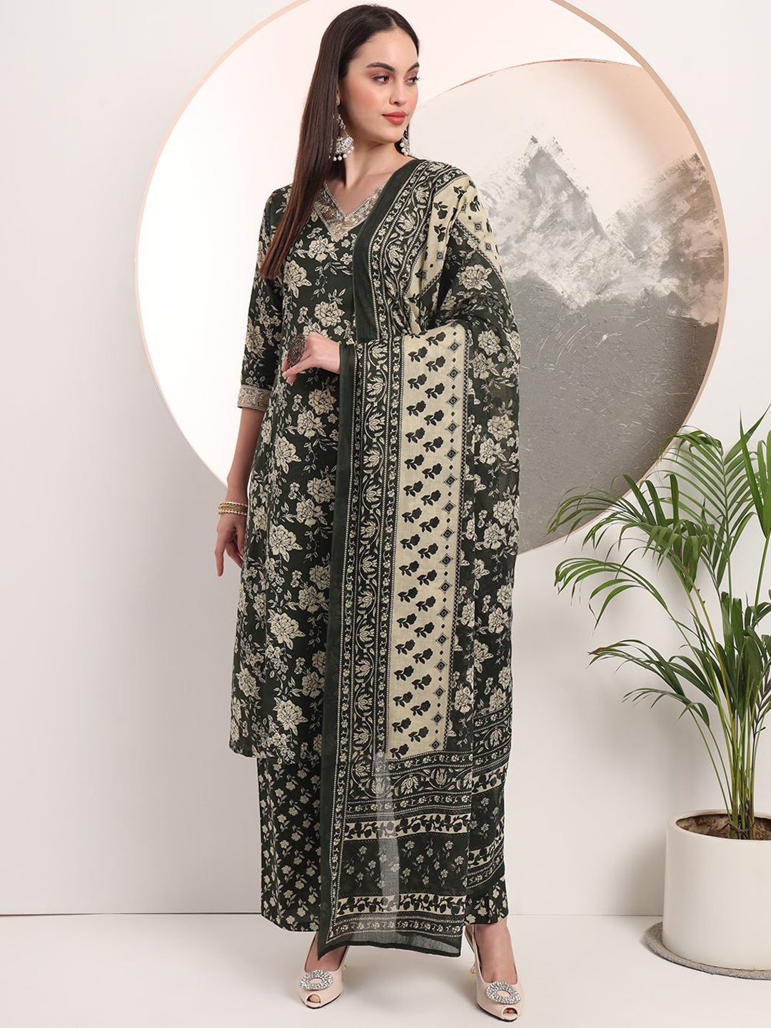 

Yufta Floral Printed Pure Cotton A Line Kurta with Palazzos & Dupatta, Green