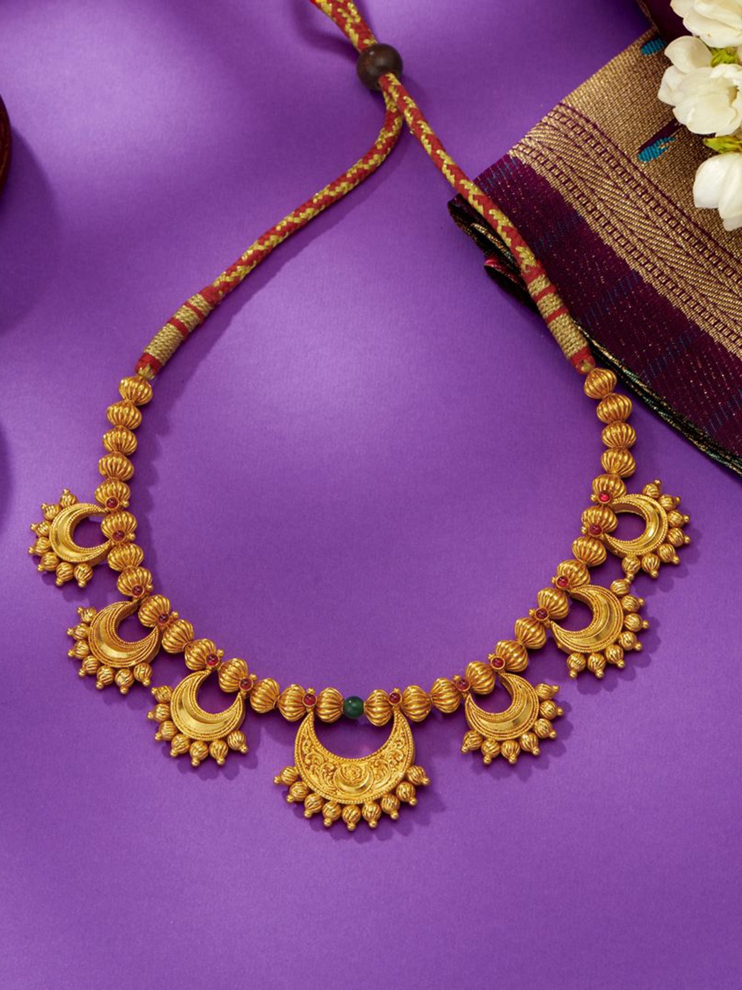 

P N GADGIL JEWELLERS Gokak Yellow Gold Short Necklace For Woman