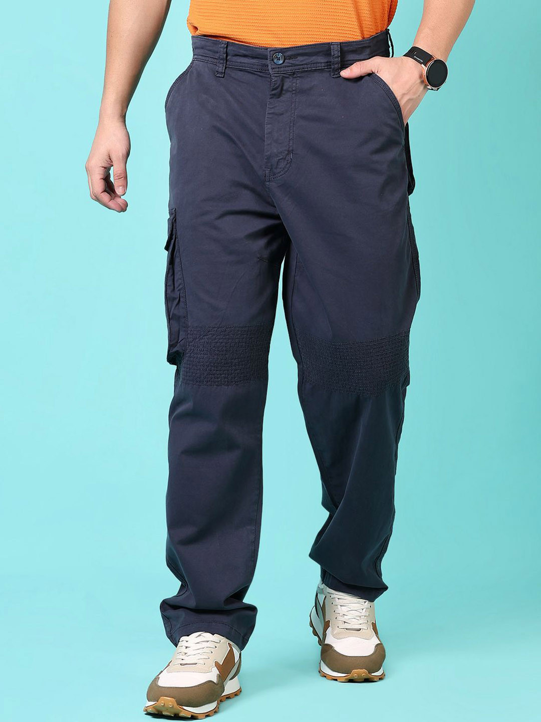 

V-Mart Men Cotton Regular Fit Cargos Trouser, Grey