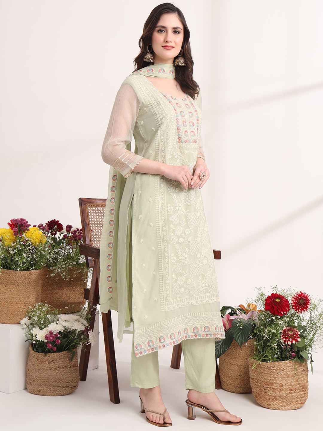 

Yufta Floral Embroidered Thread Work Straight Kurta with Trouser & Dupatta, Green