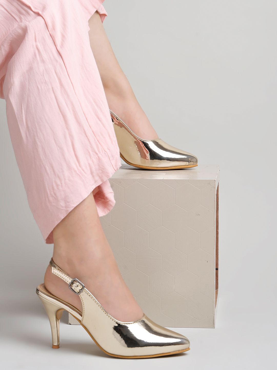 

Shoetopia Stiletto Pumps, Gold