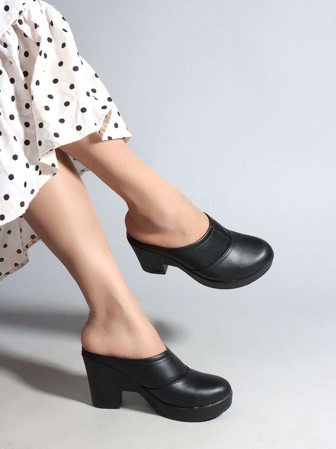 

Shoetopia Block Pumps, Black