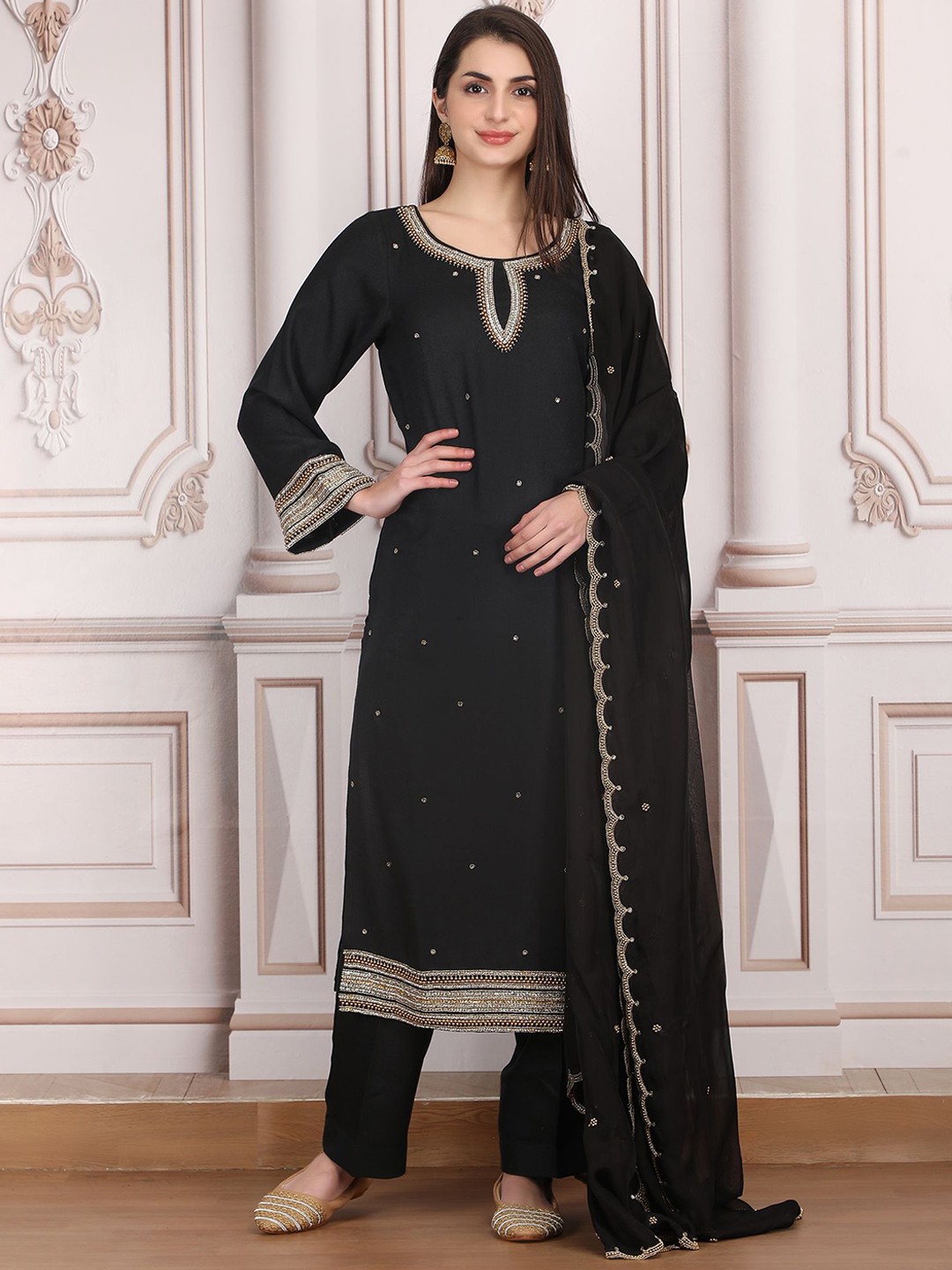 

Akshayini Ethnic Motifs Embroidered Straight Kurta with Trousers & Dupatta, Black
