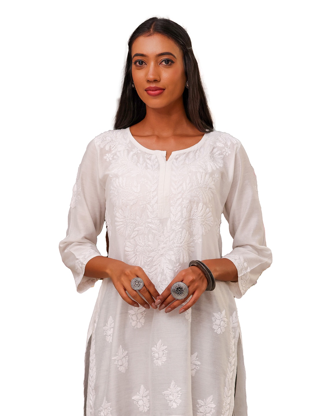 

THE HOUSE OF INDU Floral Embroidered Chikankari Chikankari Kurti, White