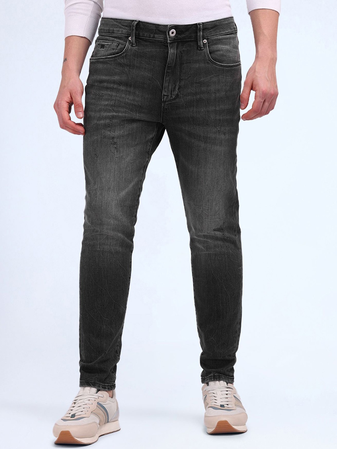 

Flying Machine Men Skinny Fit Light Fade Jeans, Black