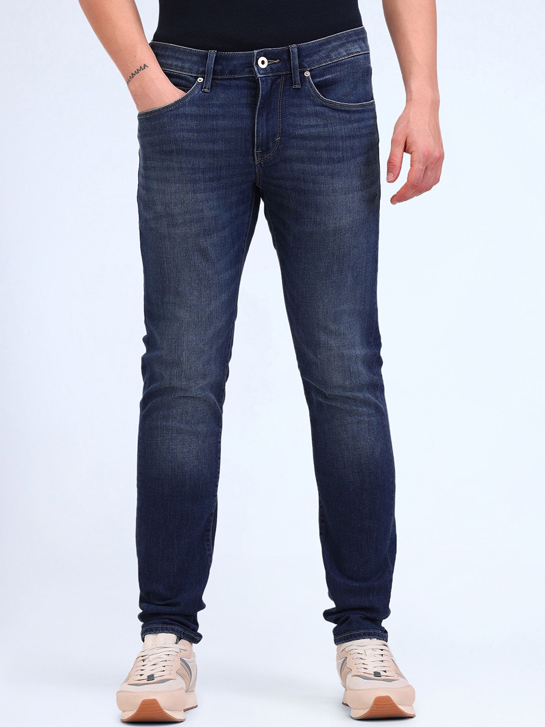 

Flying Machine Men Skinny Fit Light Fade Jeans, Blue
