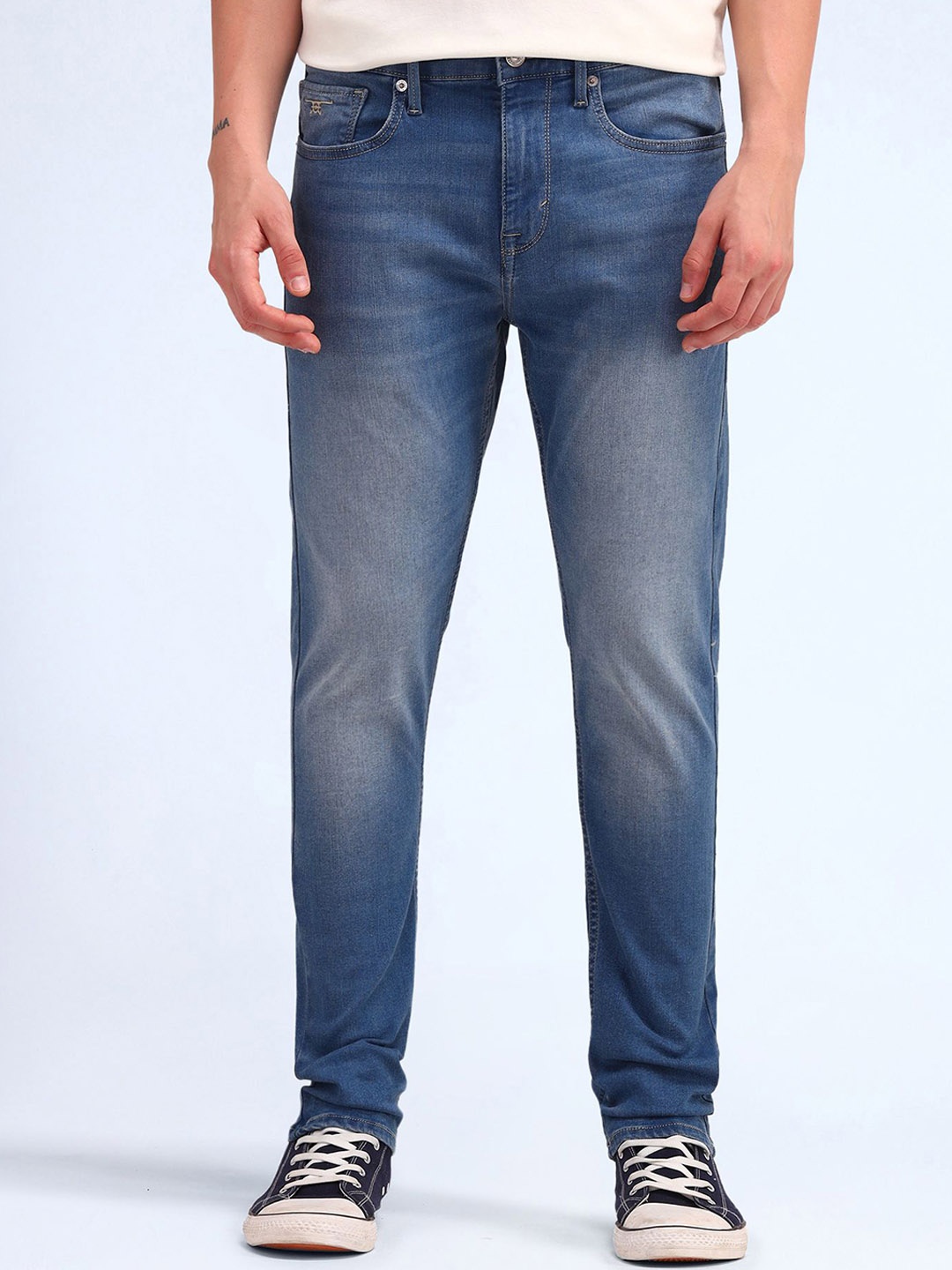 

Flying Machine Men Slim Fit Light Fade Jeans, Blue