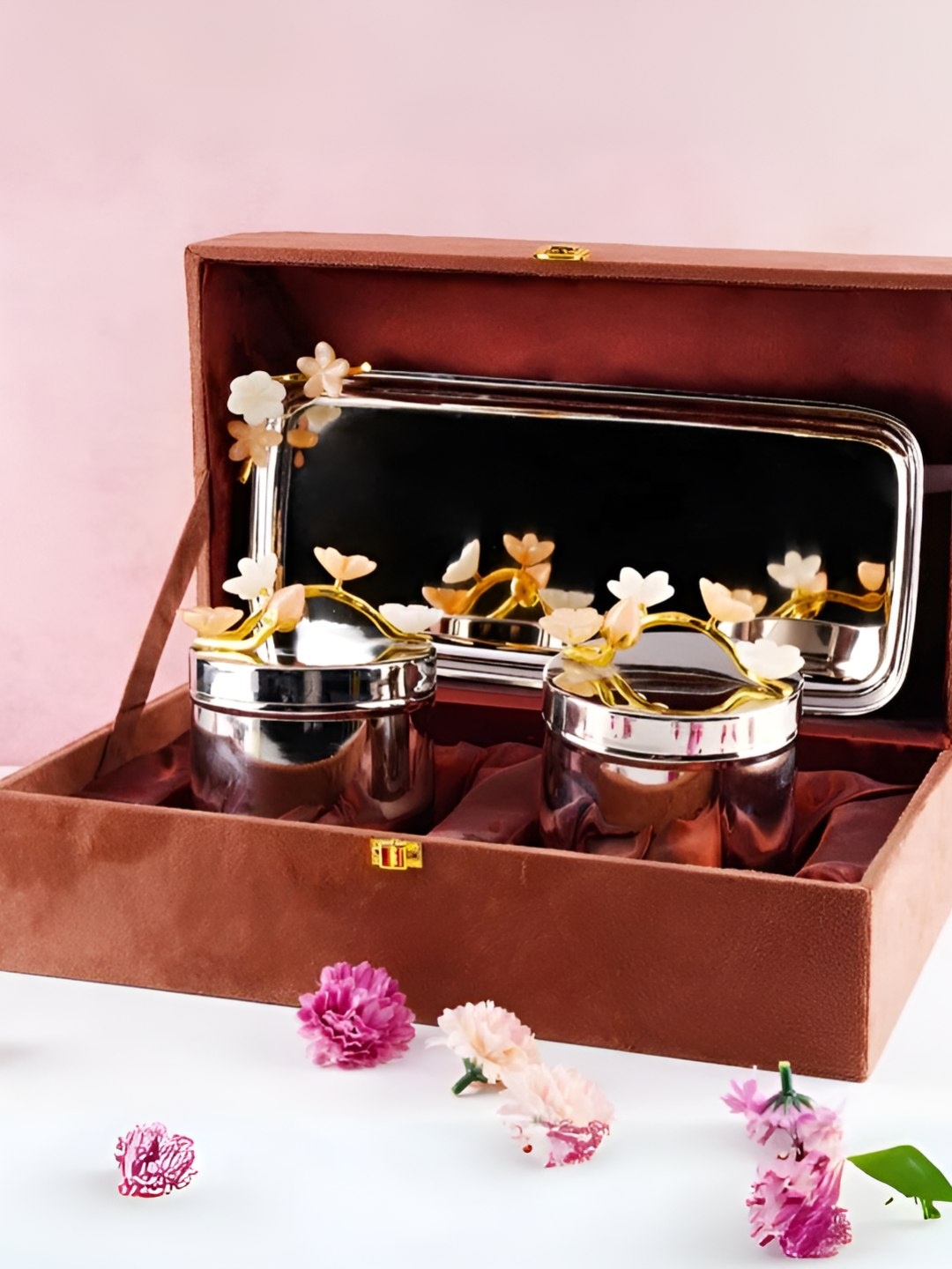 

THE HOME CO. Silver-Toned 2025 Brass Easy to Clean Container