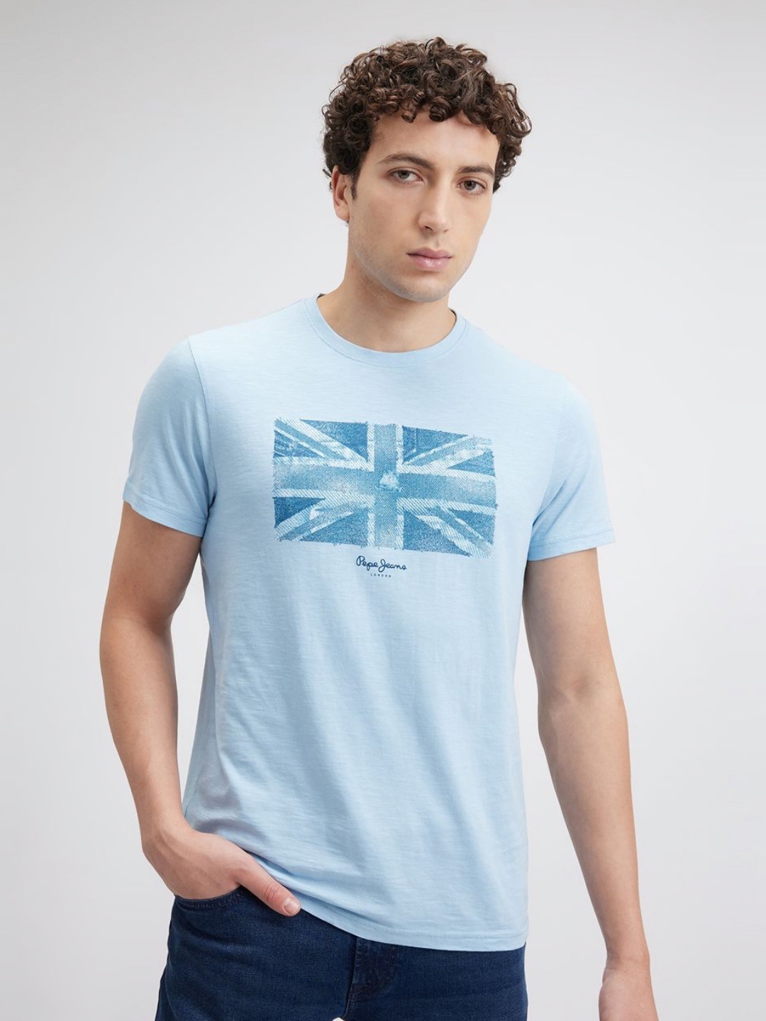 

Pepe Jeans Men Printed Pure Cotton Applique Slim Fit T-shirt, Blue