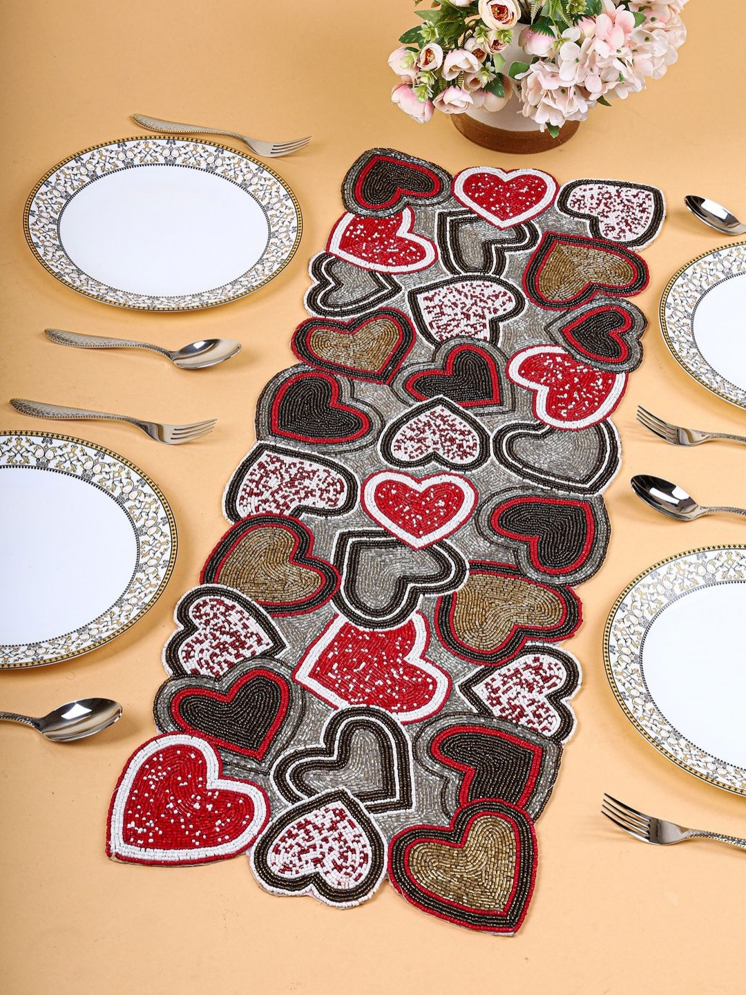 

PURINA'S Red & Grey Beaded Table Runner