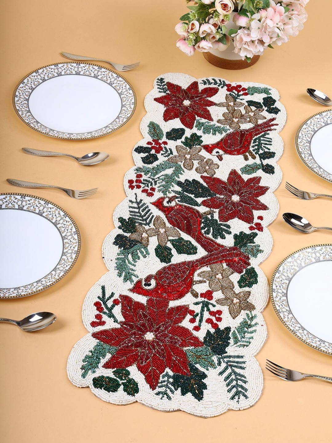 

PURINA'S Red & White Textured Beaded Table Runner