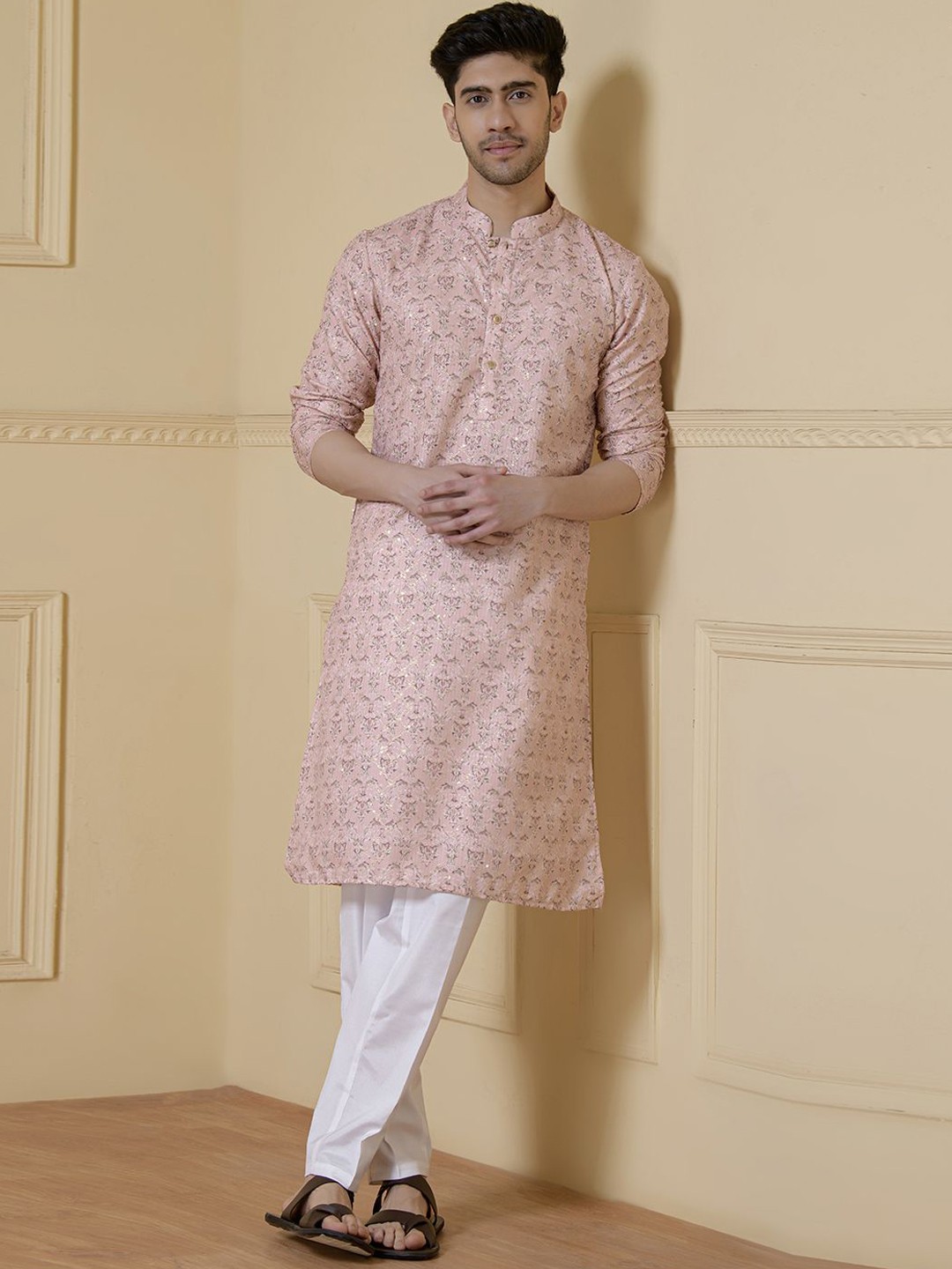 

Satwaa Blush Elegance Floral Printed Mandarin Collar Sequinned Cotton Straight Kurta, Pink