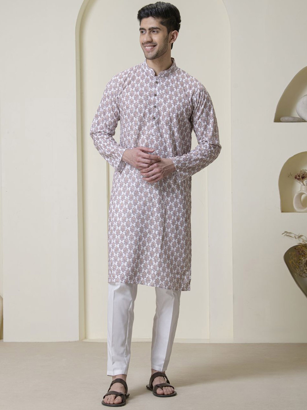 

Satwaa Ethnic Motifs Printed Mandarin Collar Cotton Straight Kurta, Grey