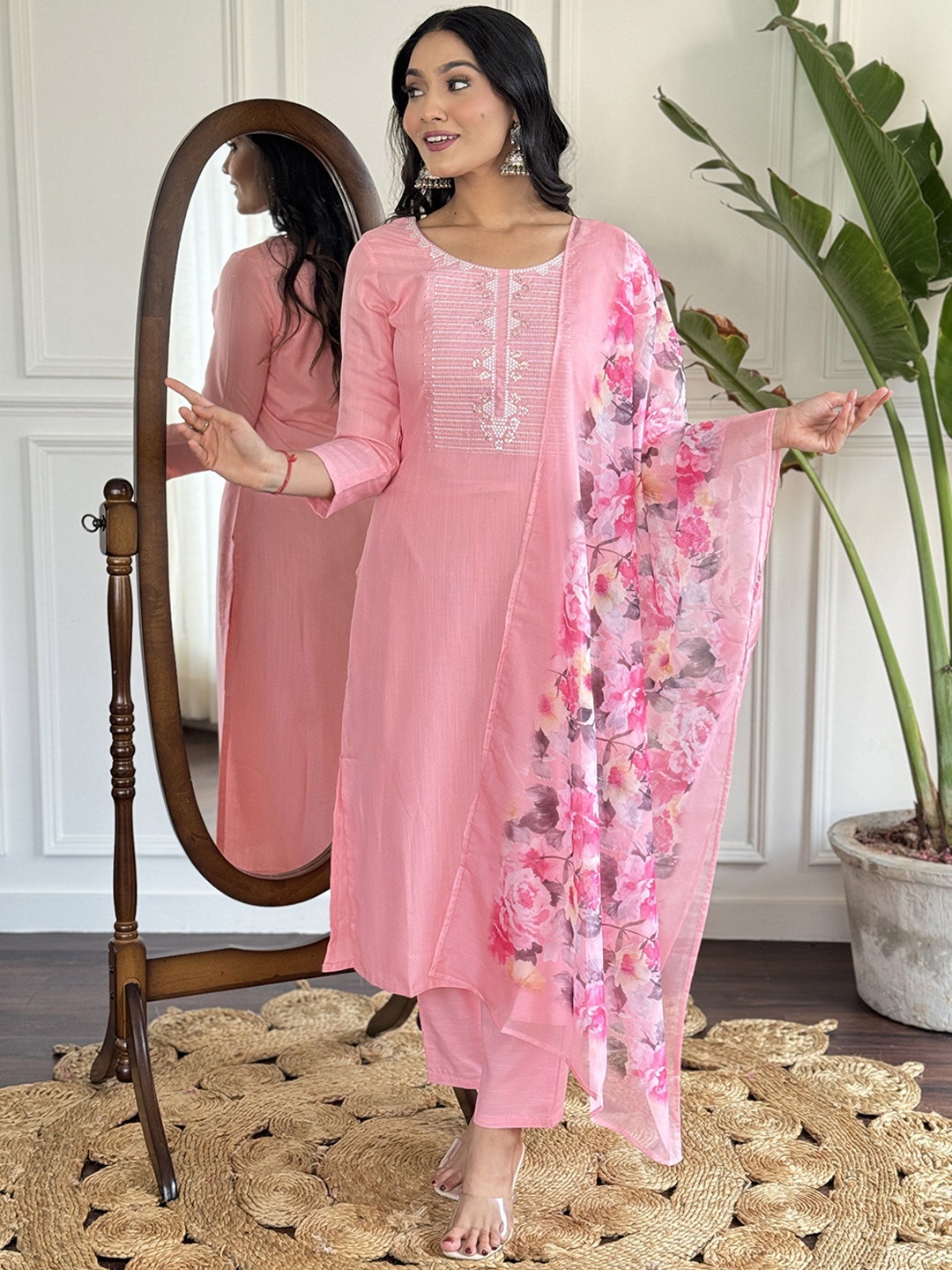 

Moda Rapido Women Embroidered Regular Kurta with Trousers & With Dupatta, Pink