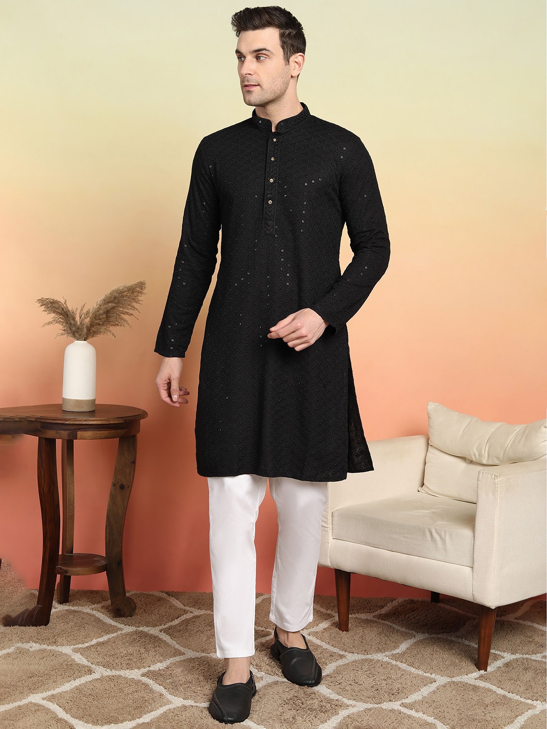 

SWAGG INDIA Geometric Embroidered Sequinned Mandarin Collar Straight Kurta, Black