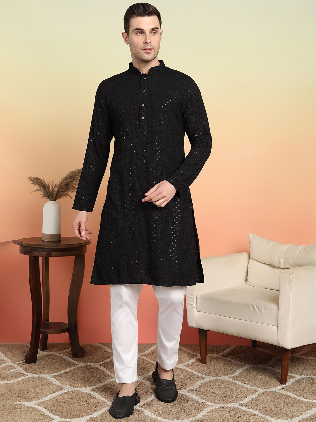 

SWAGG INDIA Geometric Embroidered Sequins Mandarin Collar Straight Kurta, Black