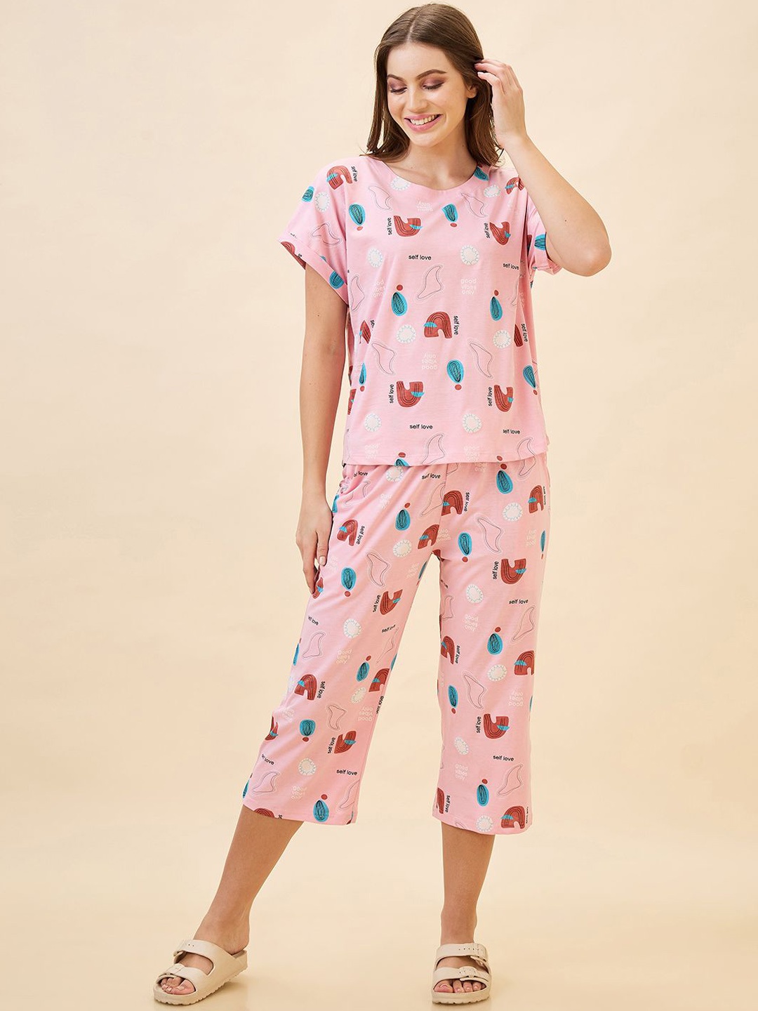 

AV2 Women Printed Night suit, Pink