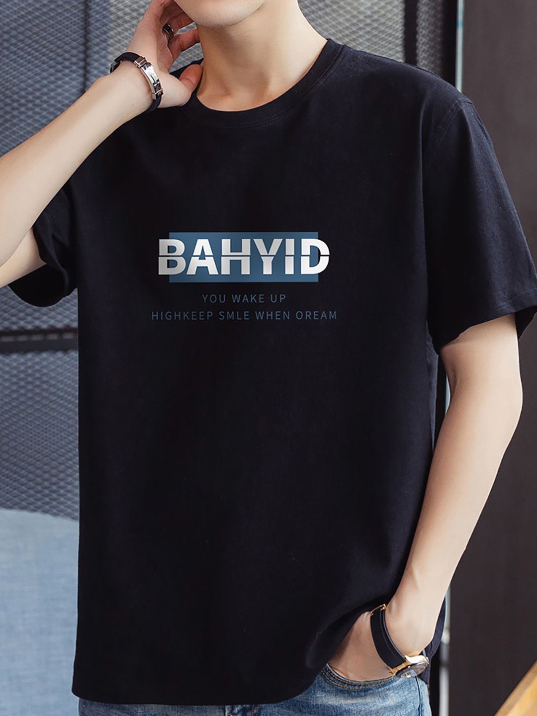

StyleCast x Revolte Men Typography Printed Raw Edge T-shirt, Black
