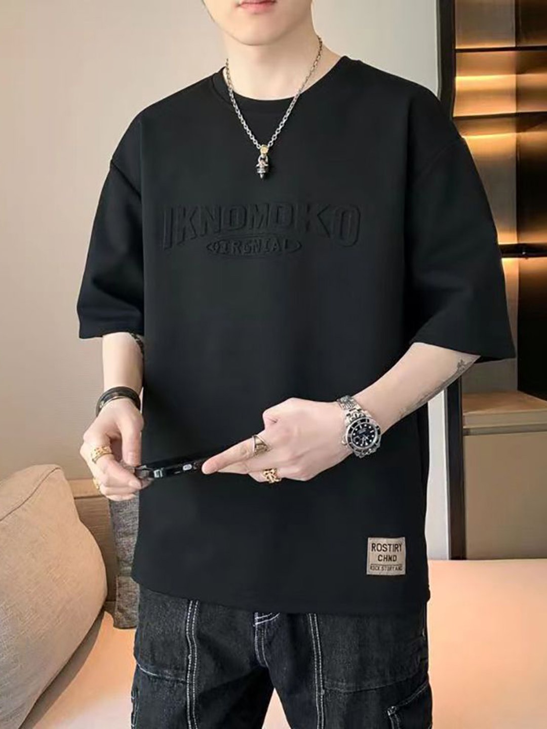 

StyleCast x Revolte Men Raw Edge T-shirt, Black
