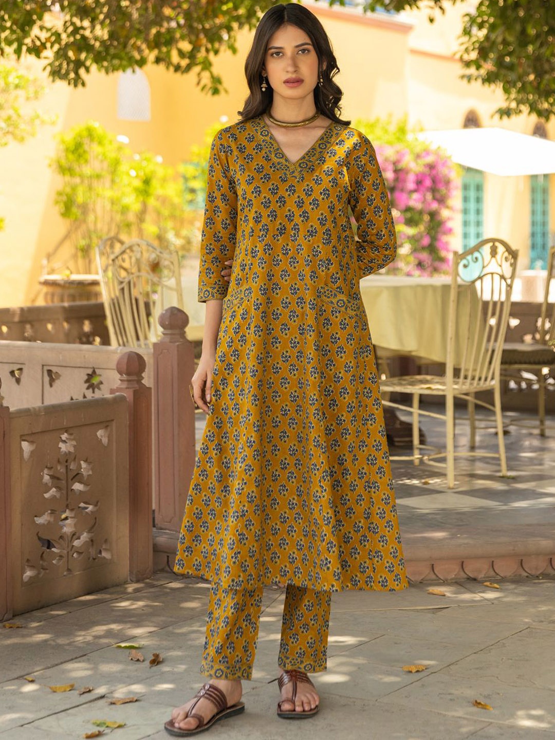 

The Ethnic Label Women Block Printed Kurta, Mustard