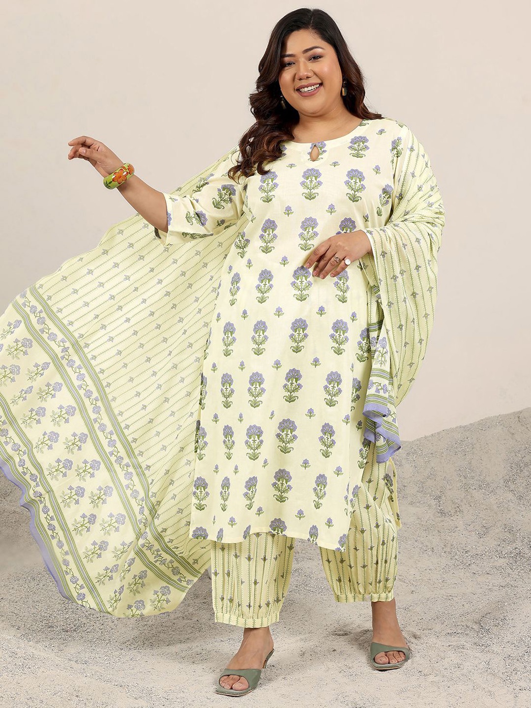 

EXTRA LOVE BY LIBAS Plus Size Printed Keyhole Neck Straight Kurta With Salwar & Dupatta, Off white